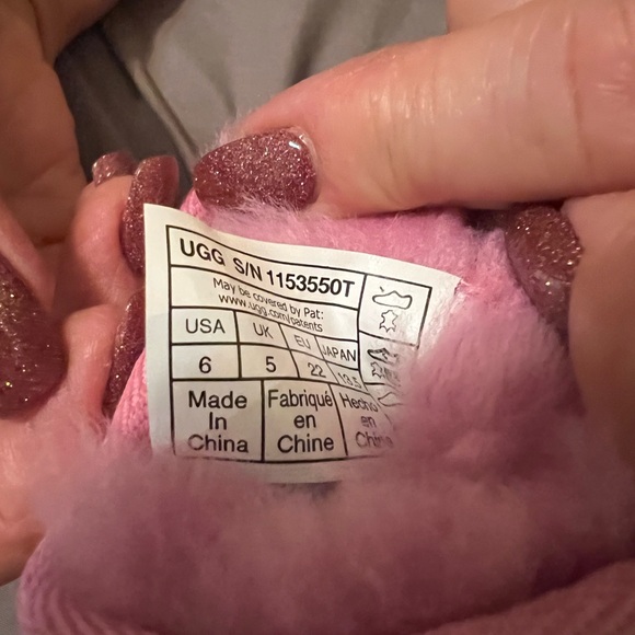 Toddler Girl Uggs - Picture 6 of 7